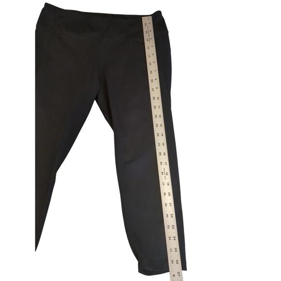 Zella Leggings Size Medium Black Womens Cropped Capri Mesh Pants Athletic - Picture 6 of 9